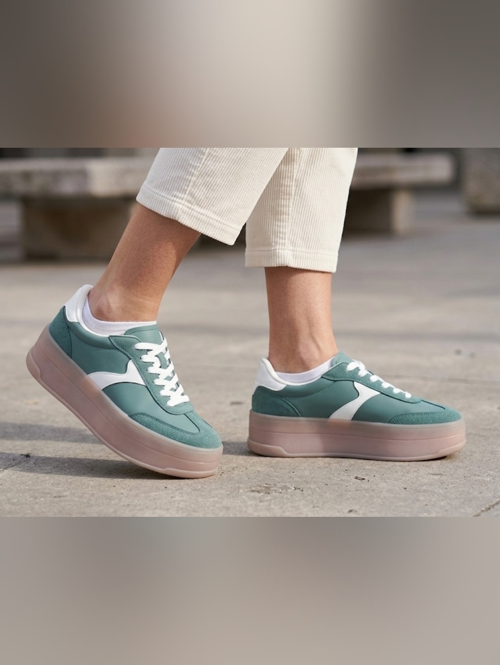 Unisex No Boundaries Platform Sneakers Green Size 10